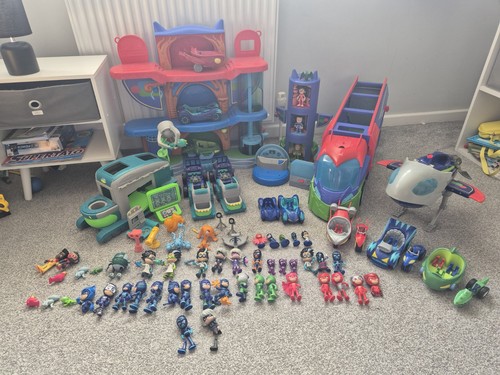 Massive huge mask bundle - massive,